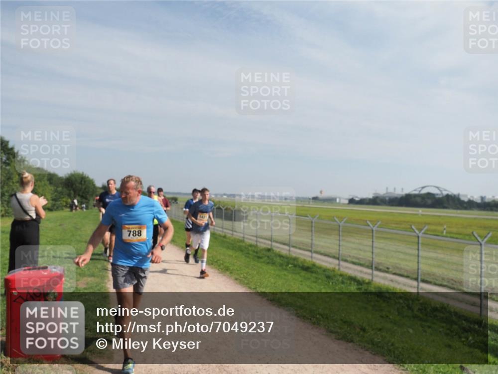 08.09.2024 - Airport Race Miley Keyser http://msf.ph/oto/7049237 08.09.2024 12:12:29 Laufen 788 meine-sportfotos.de