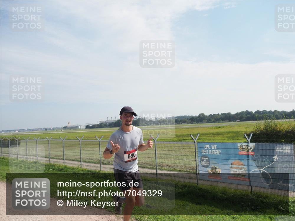 08.09.2024 - Airport Race Miley Keyser http://msf.ph/oto/7049329 08.09.2024 12:13:06 Laufen 590 meine-sportfotos.de