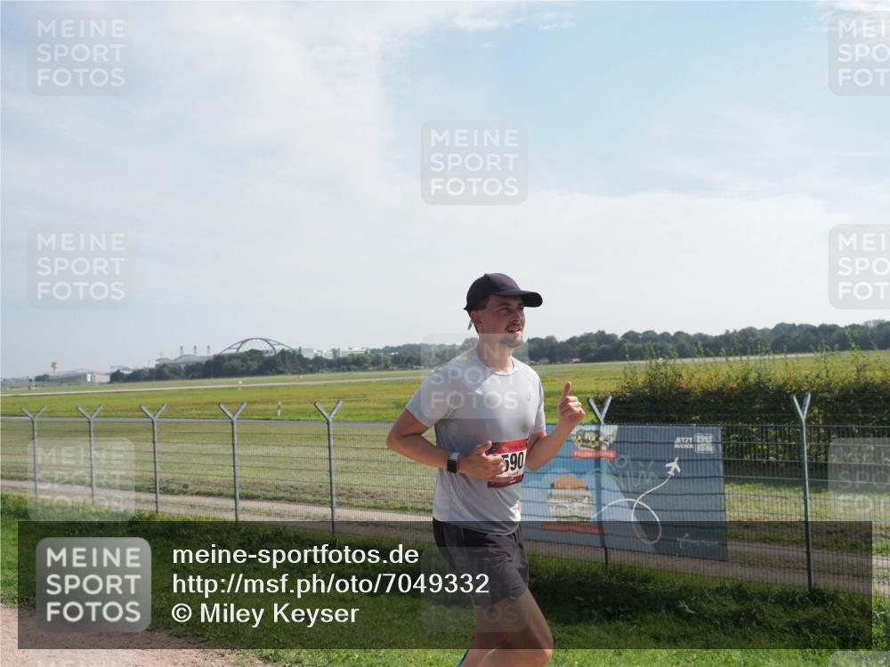08.09.2024 - Airport Race Miley Keyser http://msf.ph/oto/7049332 08.09.2024 12:13:07 Laufen 590 meine-sportfotos.de