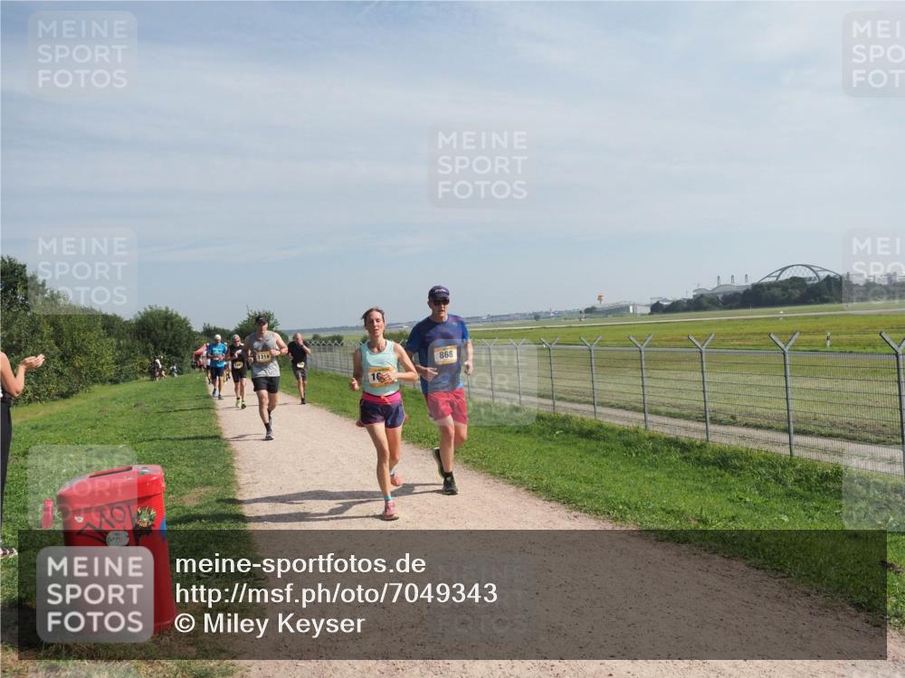 08.09.2024 - Airport Race Miley Keyser http://msf.ph/oto/7049343 08.09.2024 12:13:15 Laufen 1319, 10, 868 meine-sportfotos.de