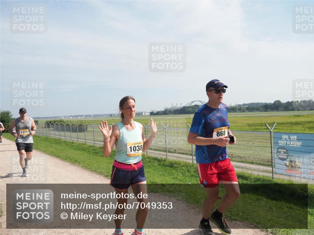 08.09.2024 - Airport Race Miley Keyser http://msf.ph/oto/7049353 08.09.2024 12:13:17 Laufen 1319, 1038, 868 meine-sportfotos.de