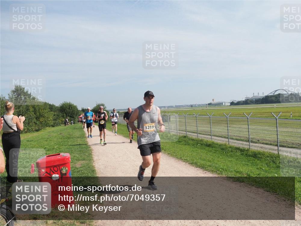 08.09.2024 - Airport Race Miley Keyser http://msf.ph/oto/7049357 08.09.2024 12:13:18 Laufen 1491, 1319 meine-sportfotos.de