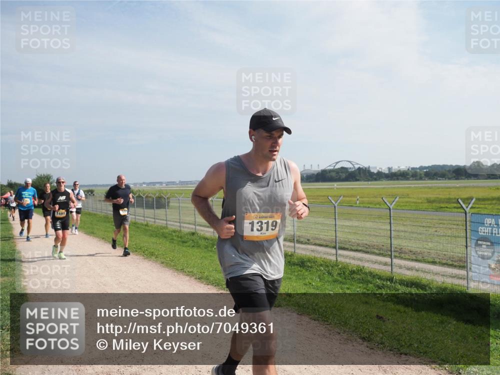 08.09.2024 - Airport Race Miley Keyser http://msf.ph/oto/7049361 08.09.2024 12:13:19 Laufen 1491, 1319 meine-sportfotos.de