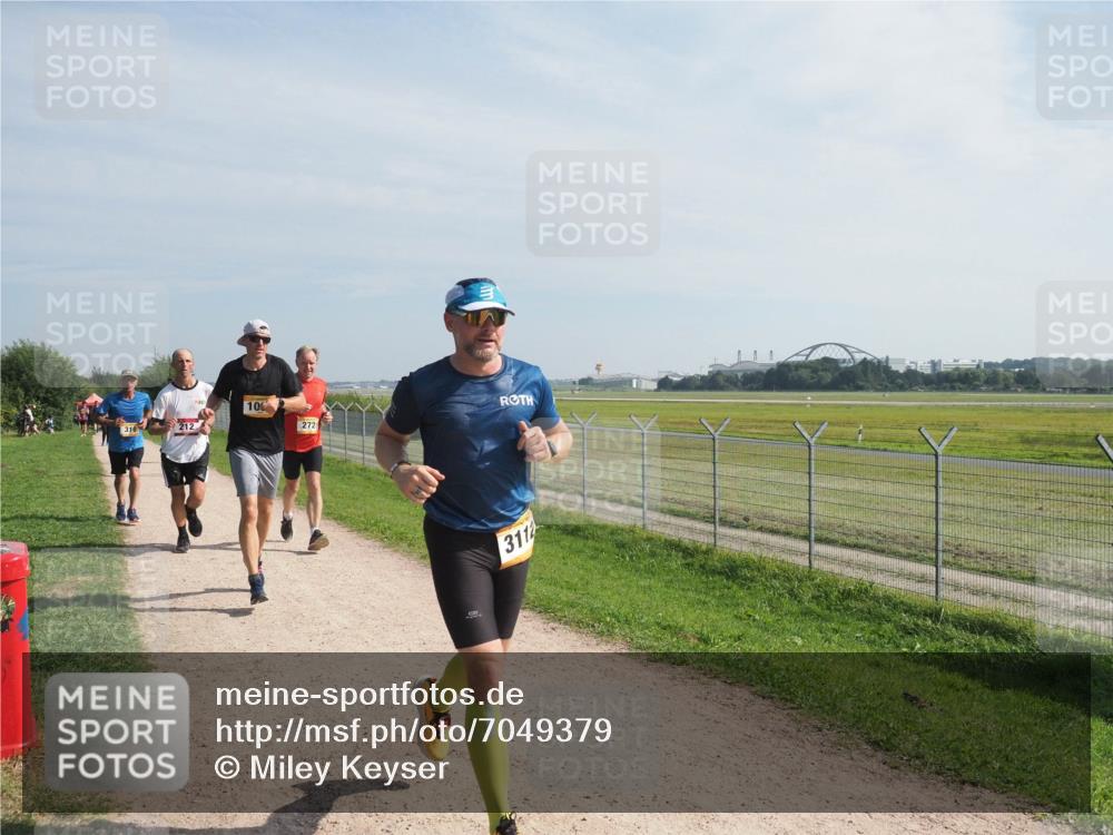 08.09.2024 - Airport Race Miley Keyser http://msf.ph/oto/7049379 08.09.2024 12:13:27 Laufen 212, 10, 272, 3112 meine-sportfotos.de