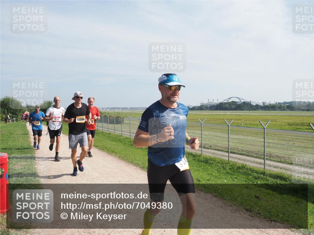 08.09.2024 - Airport Race Miley Keyser http://msf.ph/oto/7049380 08.09.2024 12:13:27 Laufen 318, 212, 1096, 13, 2 meine-sportfotos.de