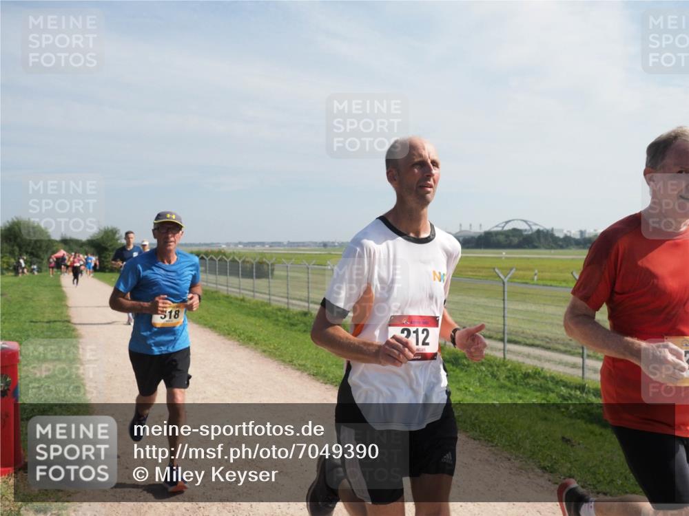 08.09.2024 - Airport Race Miley Keyser http://msf.ph/oto/7049390 08.09.2024 12:13:30 Laufen 518, 212 meine-sportfotos.de
