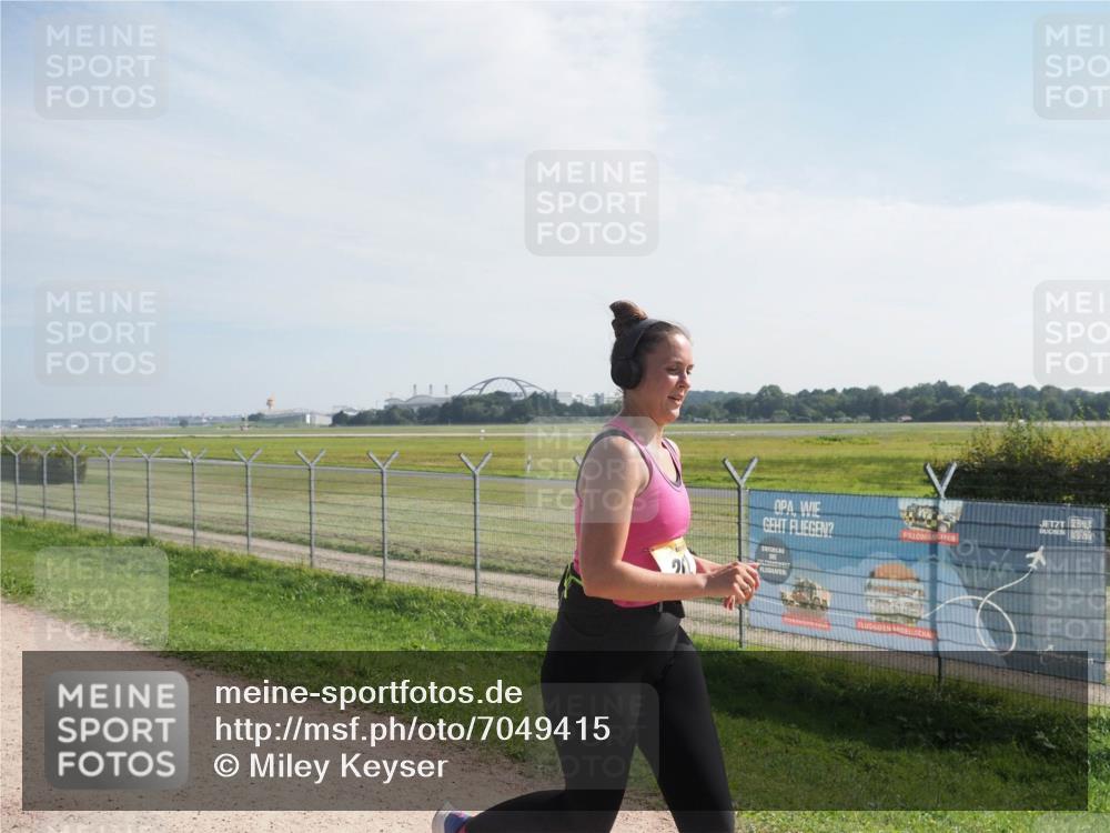 08.09.2024 - Airport Race Miley Keyser http://msf.ph/oto/7049415 08.09.2024 12:13:41 Laufen 239 meine-sportfotos.de