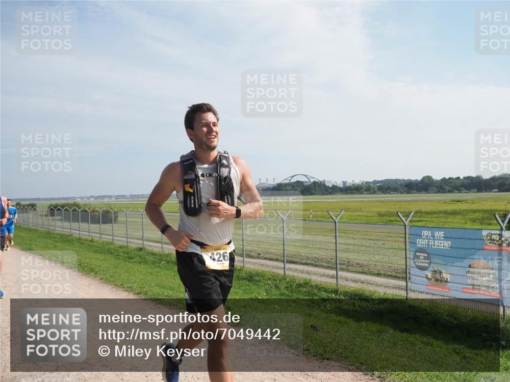 08.09.2024 - Airport Race Miley Keyser http://msf.ph/oto/7049442 08.09.2024 12:13:51 Laufen 426 meine-sportfotos.de