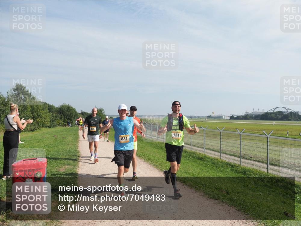 08.09.2024 - Airport Race Miley Keyser http://msf.ph/oto/7049483 08.09.2024 12:14:06 Laufen 385, 831, 1215 meine-sportfotos.de