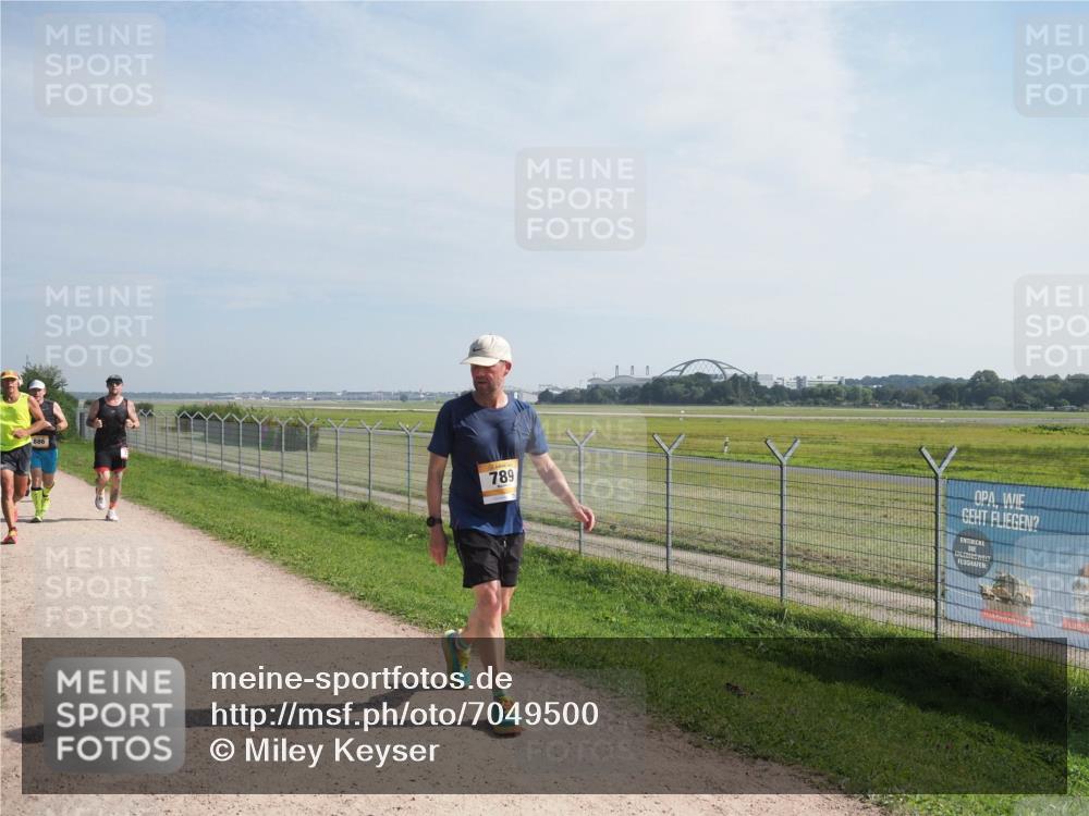 08.09.2024 - Airport Race Miley Keyser http://msf.ph/oto/7049500 08.09.2024 12:14:15 Laufen 789 meine-sportfotos.de