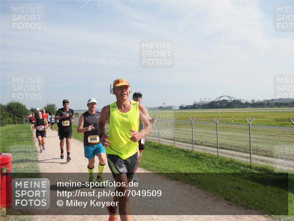 08.09.2024 - Airport Race Miley Keyser http://msf.ph/oto/7049509 08.09.2024 12:14:18 Laufen 1195, 886 meine-sportfotos.de