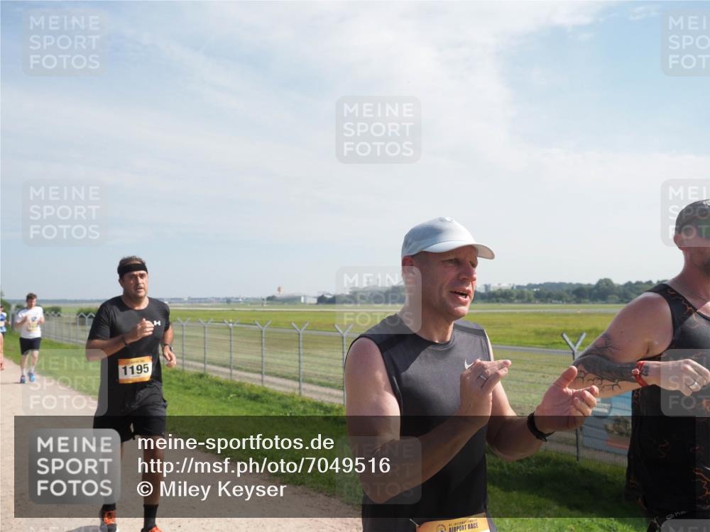 08.09.2024 - Airport Race Miley Keyser http://msf.ph/oto/7049516 08.09.2024 12:14:19 Laufen 1195 meine-sportfotos.de