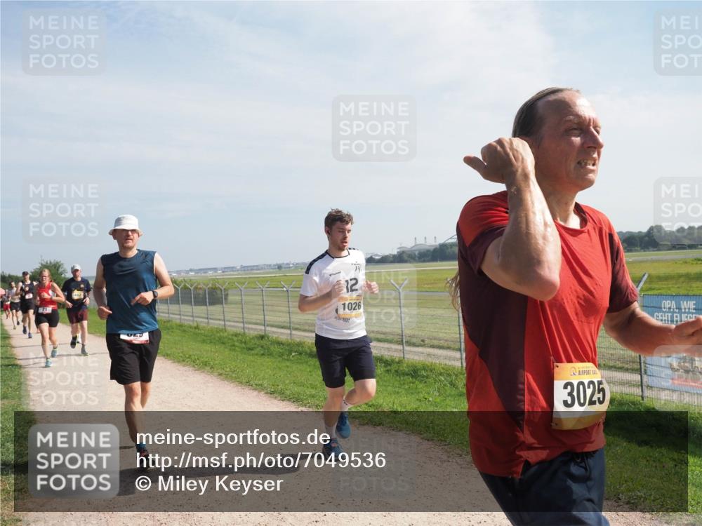 08.09.2024 - Airport Race Miley Keyser http://msf.ph/oto/7049536 08.09.2024 12:14:23 Laufen 12, 1026, 3025 meine-sportfotos.de