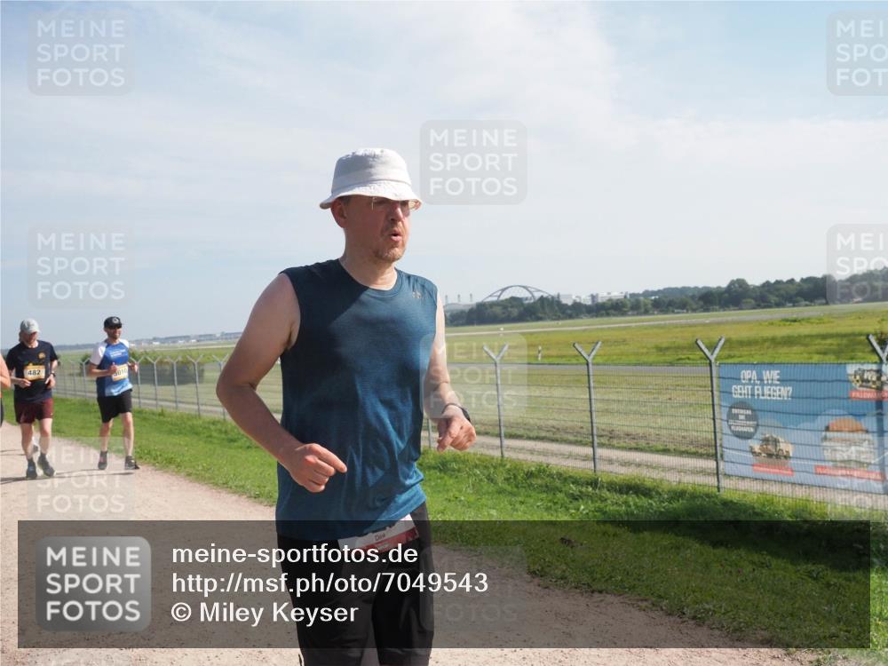 08.09.2024 - Airport Race Miley Keyser http://msf.ph/oto/7049543 08.09.2024 12:14:24 Laufen 482, 5010 meine-sportfotos.de