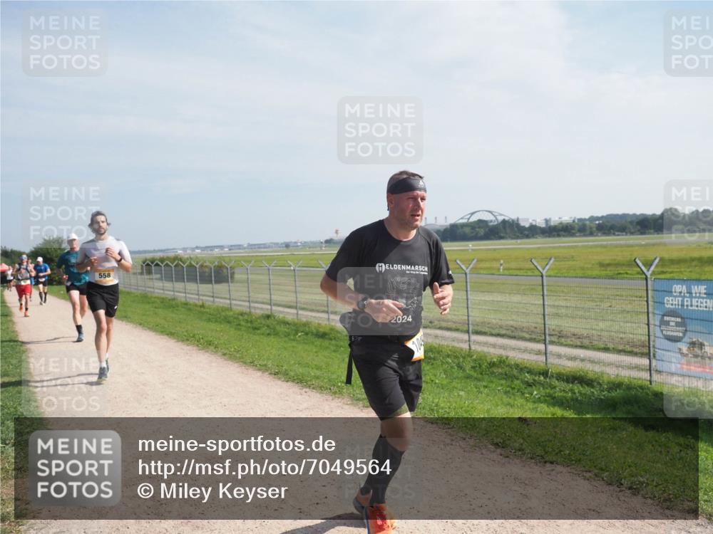 08.09.2024 - Airport Race Miley Keyser http://msf.ph/oto/7049564 08.09.2024 12:14:30 Laufen 558, 2024, 045 meine-sportfotos.de