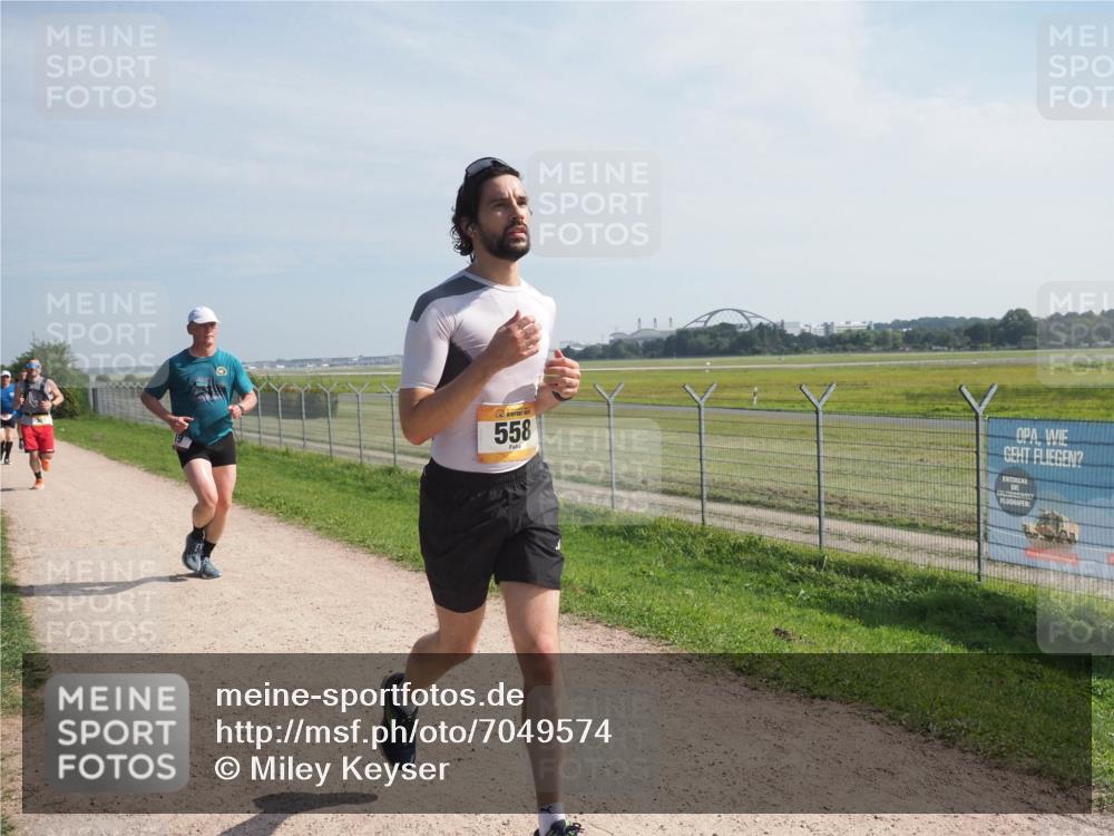 08.09.2024 - Airport Race Miley Keyser http://msf.ph/oto/7049574 08.09.2024 12:14:32 Laufen 558 meine-sportfotos.de