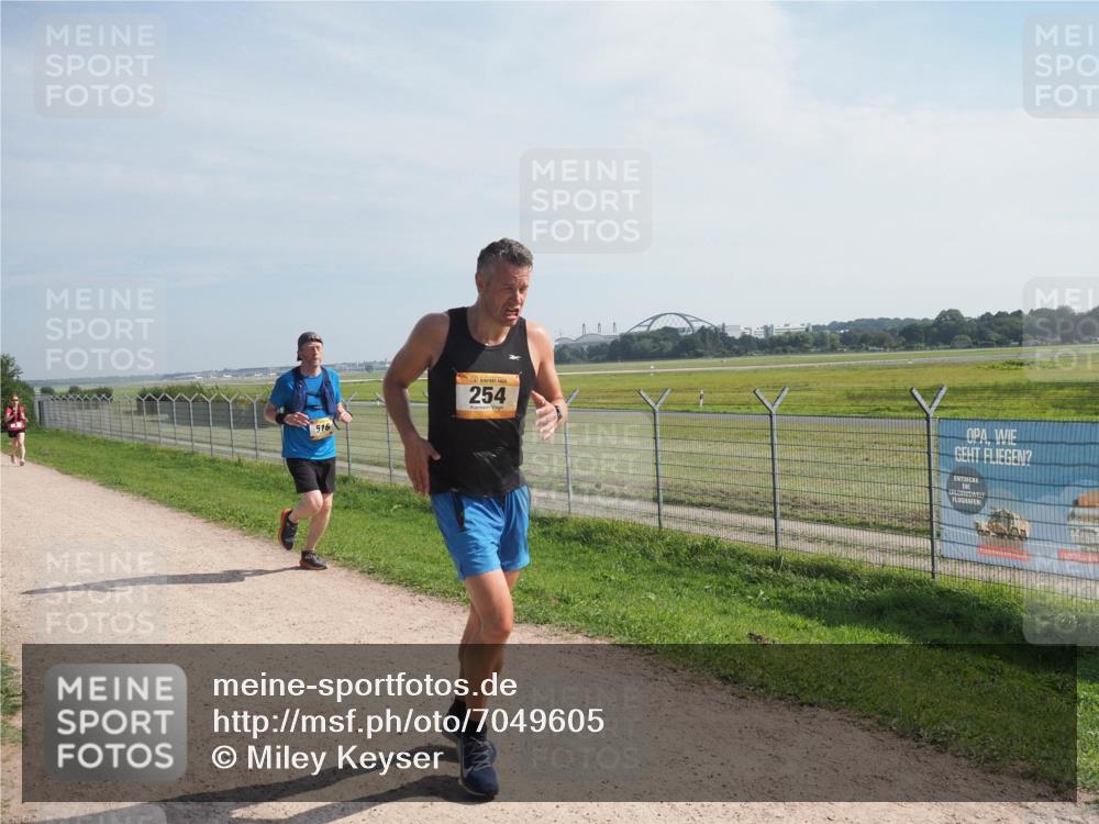 08.09.2024 - Airport Race Miley Keyser http://msf.ph/oto/7049605 08.09.2024 12:14:41 Laufen 254, 516 meine-sportfotos.de