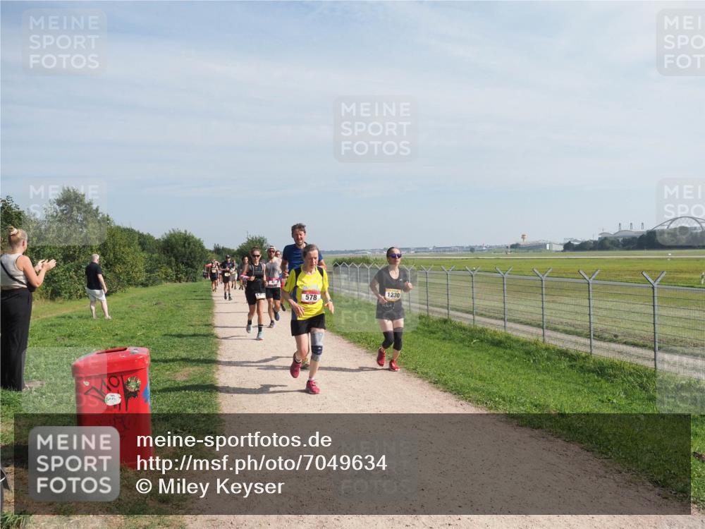 08.09.2024 - Airport Race Miley Keyser http://msf.ph/oto/7049634 08.09.2024 12:14:52 Laufen 578, 1230 meine-sportfotos.de