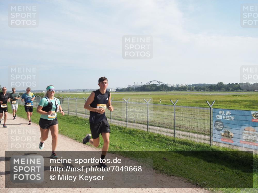 08.09.2024 - Airport Race Miley Keyser http://msf.ph/oto/7049668 08.09.2024 12:15:02 Laufen 1245, 954, 961, 9, 12 meine-sportfotos.de
