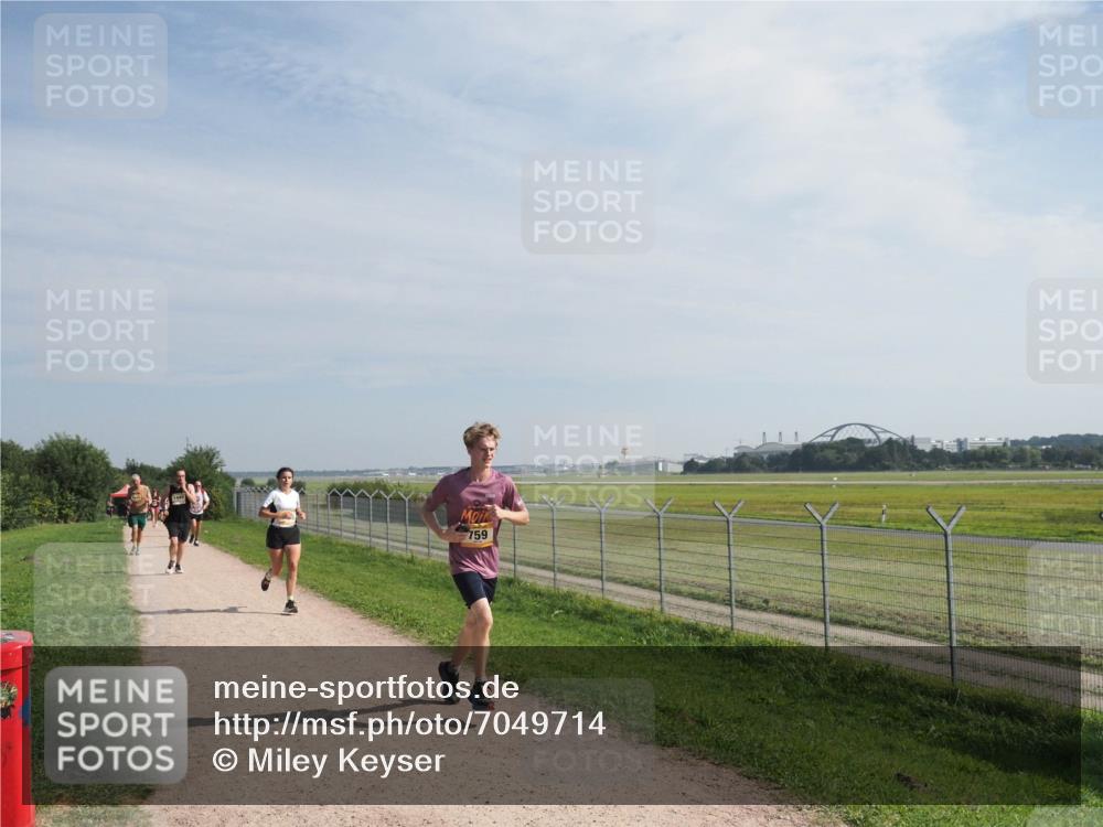 08.09.2024 - Airport Race Miley Keyser http://msf.ph/oto/7049714 08.09.2024 12:15:17 Laufen 759 meine-sportfotos.de