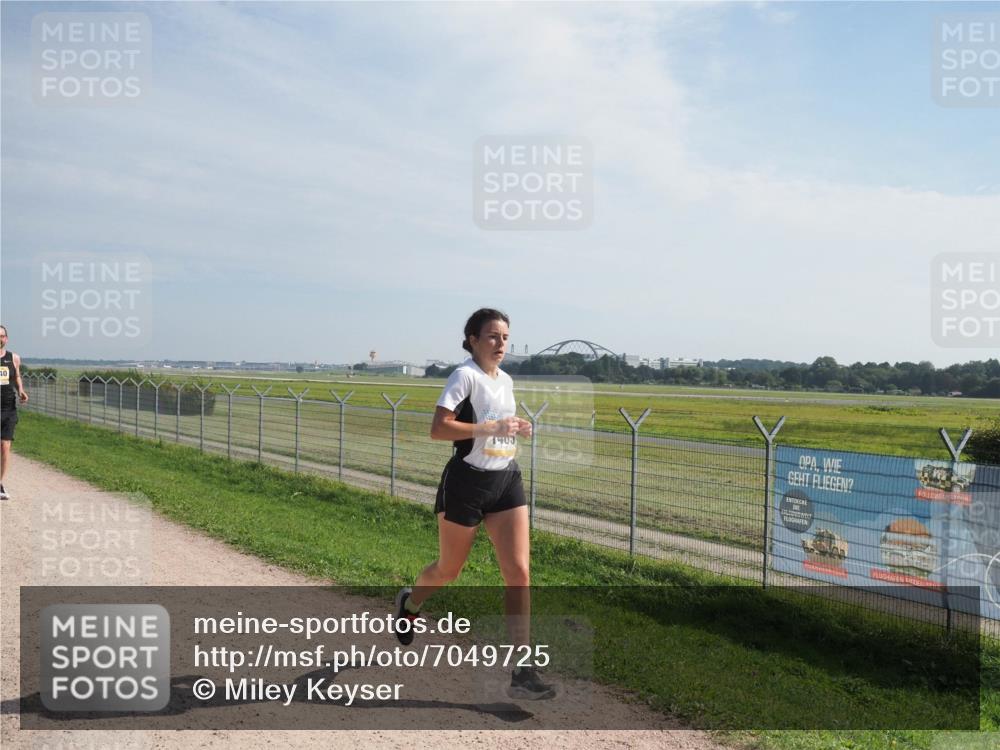 08.09.2024 - Airport Race Miley Keyser http://msf.ph/oto/7049725 08.09.2024 12:15:19 Laufen 40, 1403 meine-sportfotos.de