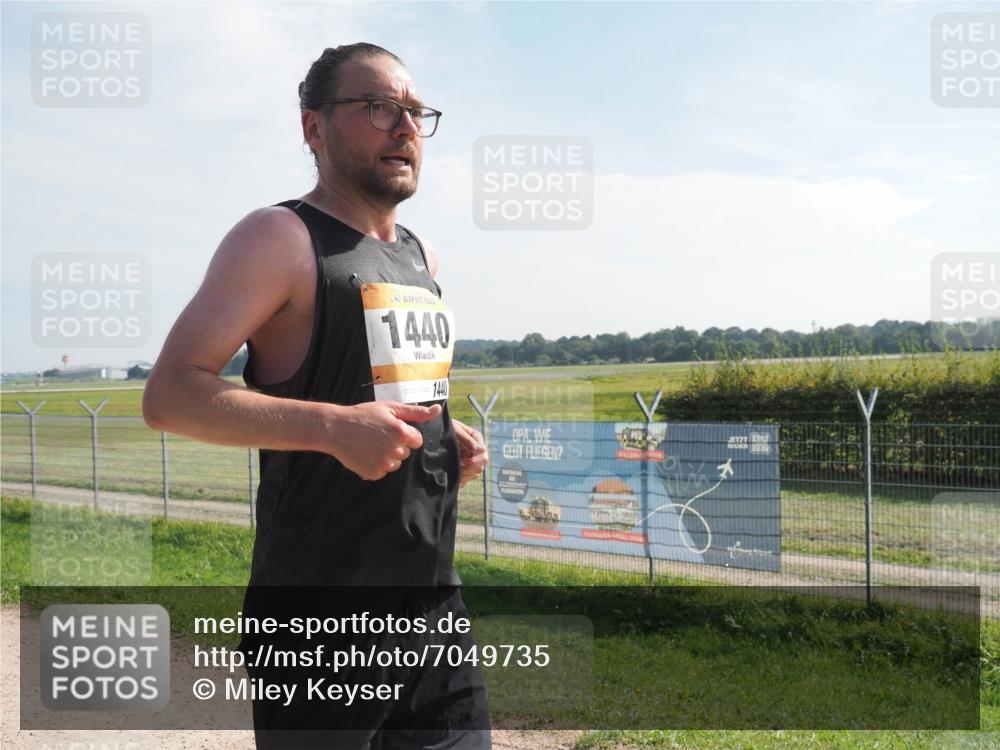 08.09.2024 - Airport Race Miley Keyser http://msf.ph/oto/7049735 08.09.2024 12:15:23 Laufen 1440, 1440, 23 meine-sportfotos.de