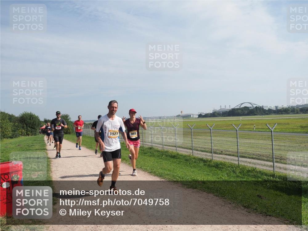 08.09.2024 - Airport Race Miley Keyser http://msf.ph/oto/7049758 08.09.2024 12:15:32 Laufen 568, 1527, 993 meine-sportfotos.de