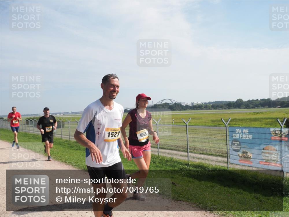 08.09.2024 - Airport Race Miley Keyser http://msf.ph/oto/7049765 08.09.2024 12:15:33 Laufen 374, 1527, 993 meine-sportfotos.de
