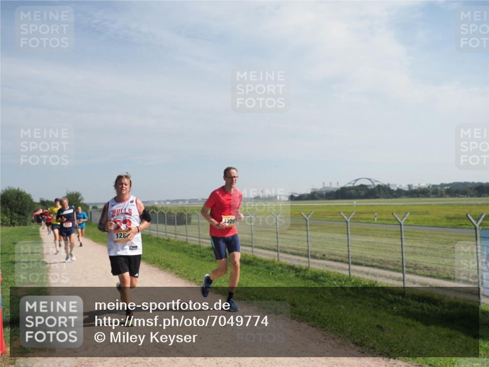 08.09.2024 - Airport Race Miley Keyser http://msf.ph/oto/7049774 08.09.2024 12:15:36 Laufen 128, 1220 meine-sportfotos.de