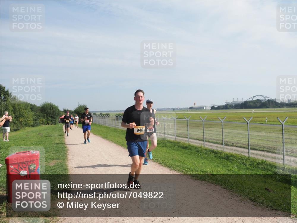 08.09.2024 - Airport Race Miley Keyser http://msf.ph/oto/7049822 08.09.2024 12:15:52 Laufen 610, 940, 603 meine-sportfotos.de