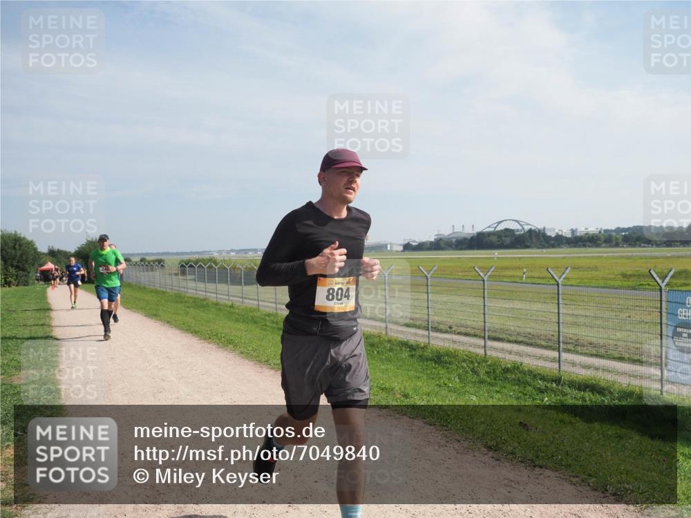 08.09.2024 - Airport Race Miley Keyser http://msf.ph/oto/7049840 08.09.2024 12:15:58 Laufen 240, 804 meine-sportfotos.de