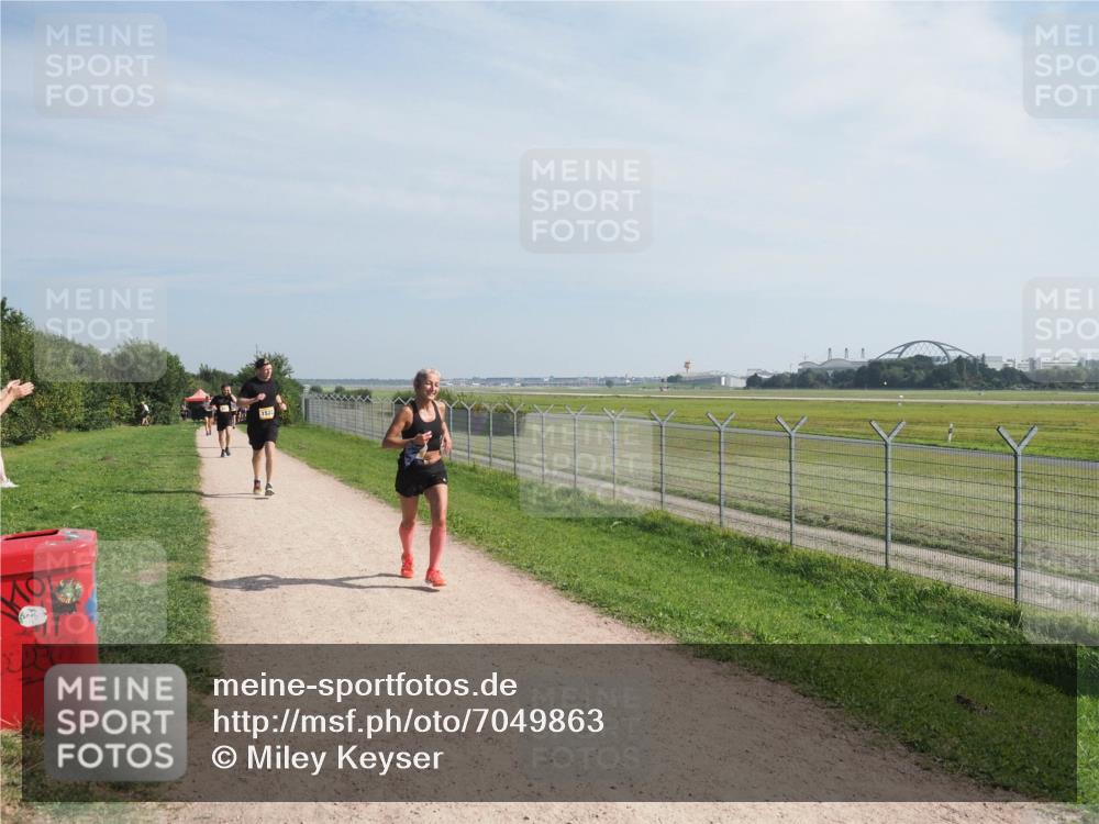 08.09.2024 - Airport Race Miley Keyser http://msf.ph/oto/7049863 08.09.2024 12:16:12 Laufen 1522 meine-sportfotos.de