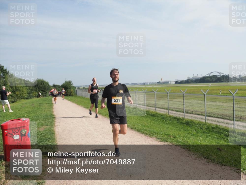 08.09.2024 - Airport Race Miley Keyser http://msf.ph/oto/7049887 08.09.2024 12:16:19 Laufen 531 meine-sportfotos.de