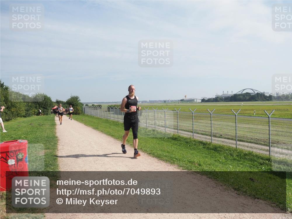 08.09.2024 - Airport Race Miley Keyser http://msf.ph/oto/7049893 08.09.2024 12:16:21 Laufen  meine-sportfotos.de