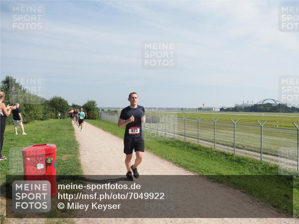 08.09.2024 - Airport Race Miley Keyser http://msf.ph/oto/7049922 08.09.2024 12:16:36 Laufen 673 meine-sportfotos.de