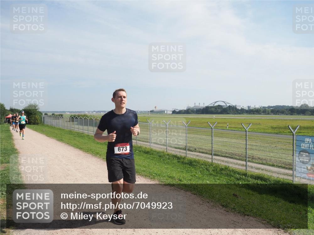 08.09.2024 - Airport Race Miley Keyser http://msf.ph/oto/7049923 08.09.2024 12:16:37 Laufen 673 meine-sportfotos.de