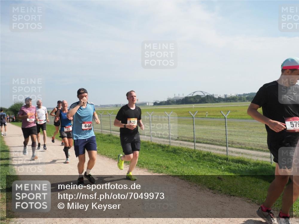 08.09.2024 - Airport Race Miley Keyser http://msf.ph/oto/7049973 08.09.2024 12:17:03 Laufen 203, 180, 520, 640, 75, 579 meine-sportfotos.de