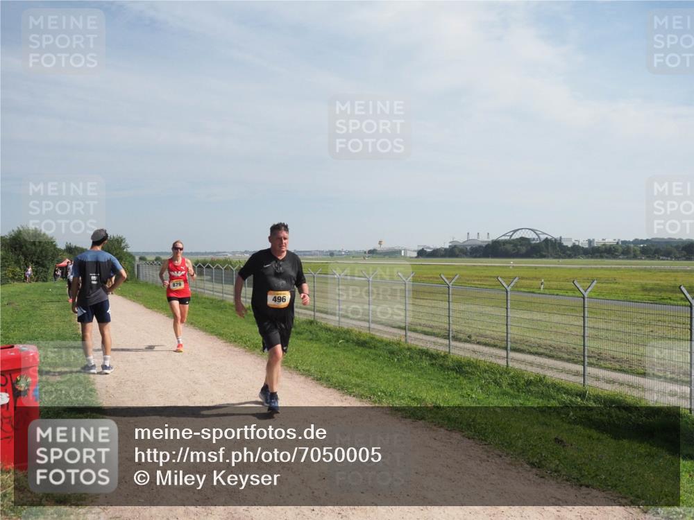 08.09.2024 - Airport Race Miley Keyser http://msf.ph/oto/7050005 08.09.2024 12:17:21 Laufen 879, 496 meine-sportfotos.de