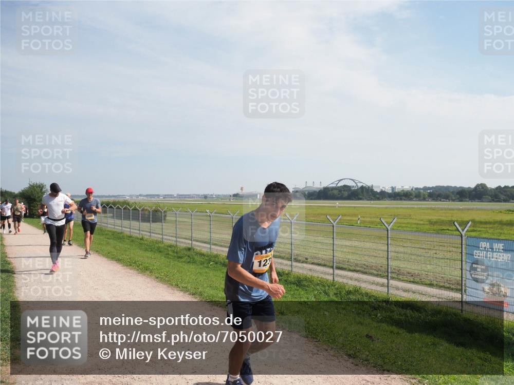 08.09.2024 - Airport Race Miley Keyser http://msf.ph/oto/7050027 08.09.2024 12:17:29 Laufen 1095, 112, 123 meine-sportfotos.de