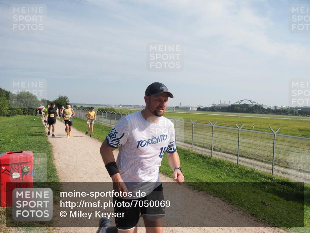 08.09.2024 - Airport Race Miley Keyser http://msf.ph/oto/7050069 08.09.2024 12:17:40 Laufen 1229 meine-sportfotos.de