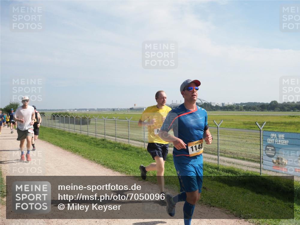 08.09.2024 - Airport Race Miley Keyser http://msf.ph/oto/7050096 08.09.2024 12:17:53 Laufen 8, 1148 meine-sportfotos.de