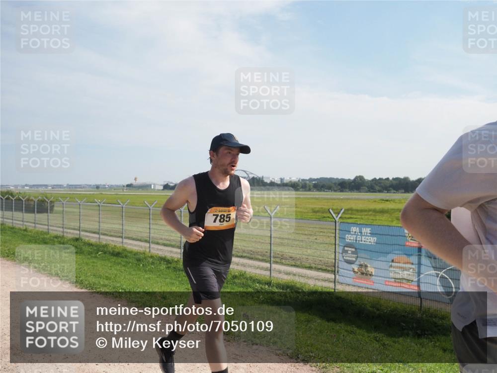 08.09.2024 - Airport Race Miley Keyser http://msf.ph/oto/7050109 08.09.2024 12:17:56 Laufen 785 meine-sportfotos.de