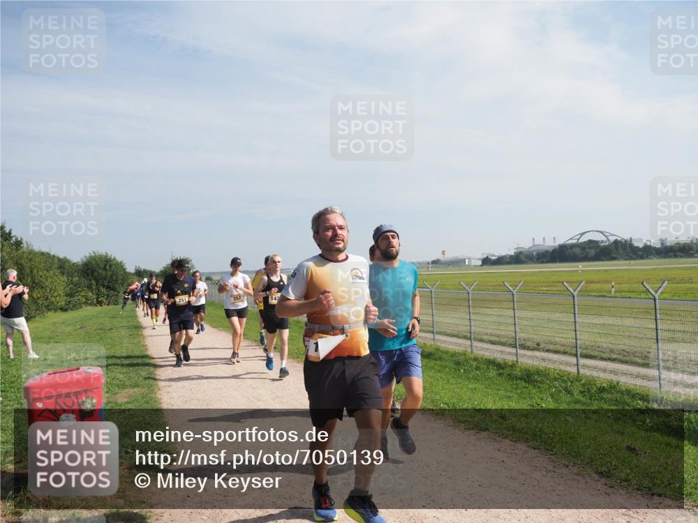 08.09.2024 - Airport Race Miley Keyser http://msf.ph/oto/7050139 08.09.2024 12:18:05 Laufen 251, 252, 142 meine-sportfotos.de