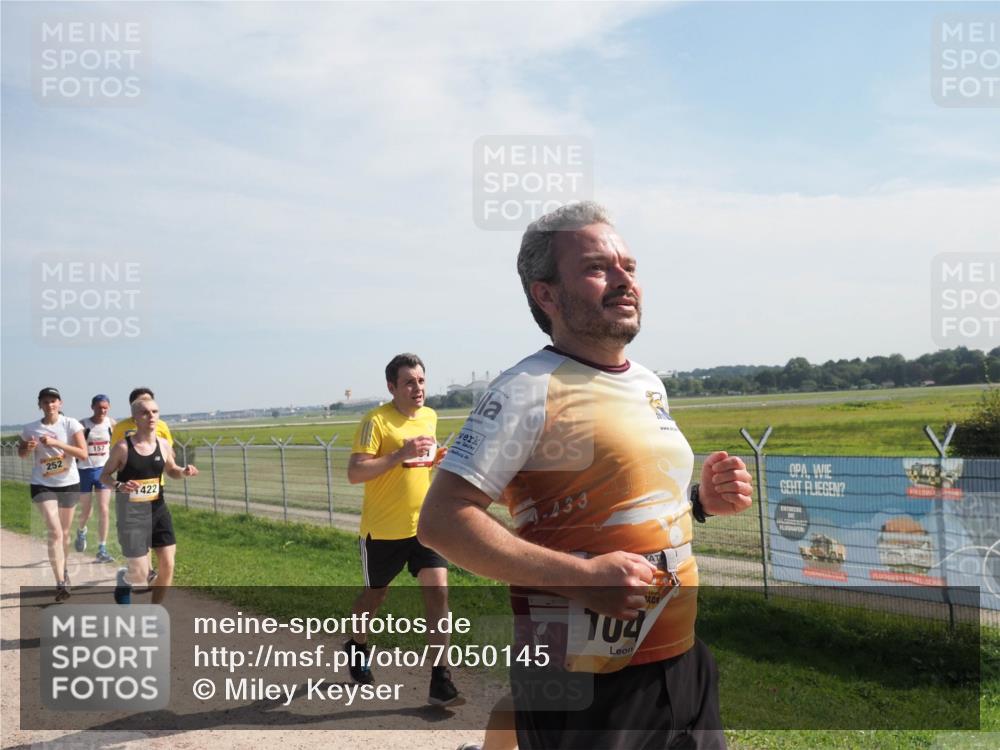 08.09.2024 - Airport Race Miley Keyser http://msf.ph/oto/7050145 08.09.2024 12:18:06 Laufen 252, 157, 422, 433 meine-sportfotos.de