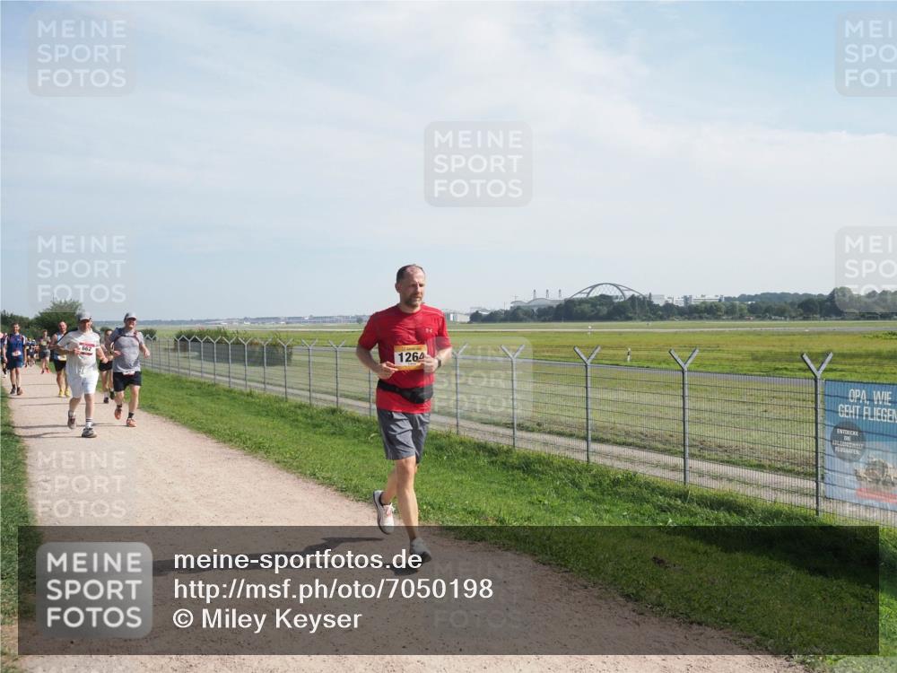 08.09.2024 - Airport Race Miley Keyser http://msf.ph/oto/7050198 08.09.2024 12:18:23 Laufen 1264 meine-sportfotos.de