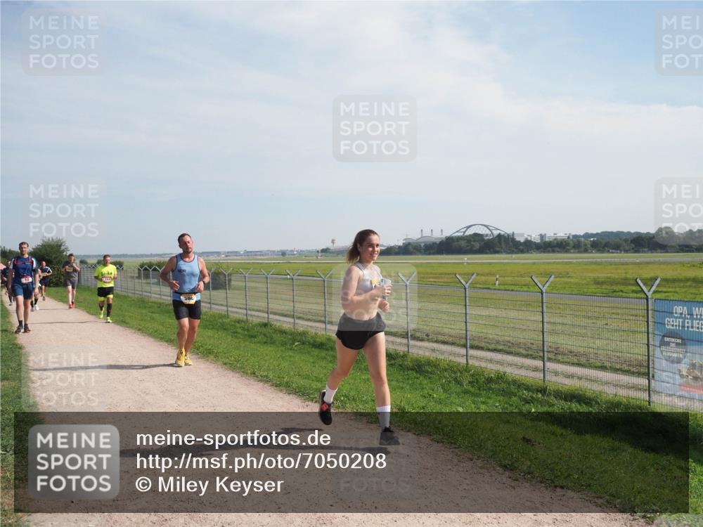 08.09.2024 - Airport Race Miley Keyser http://msf.ph/oto/7050208 08.09.2024 12:18:29 Laufen 240, 306 meine-sportfotos.de