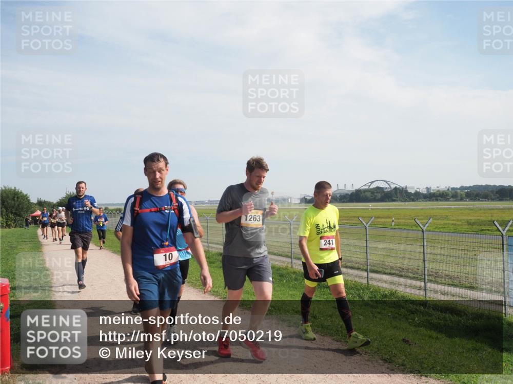 08.09.2024 - Airport Race Miley Keyser http://msf.ph/oto/7050219 08.09.2024 12:18:36 Laufen 10, 1263, 241 meine-sportfotos.de