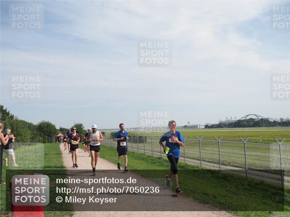 08.09.2024 - Airport Race Miley Keyser http://msf.ph/oto/7050236 08.09.2024 12:18:41 Laufen 612, 857 meine-sportfotos.de