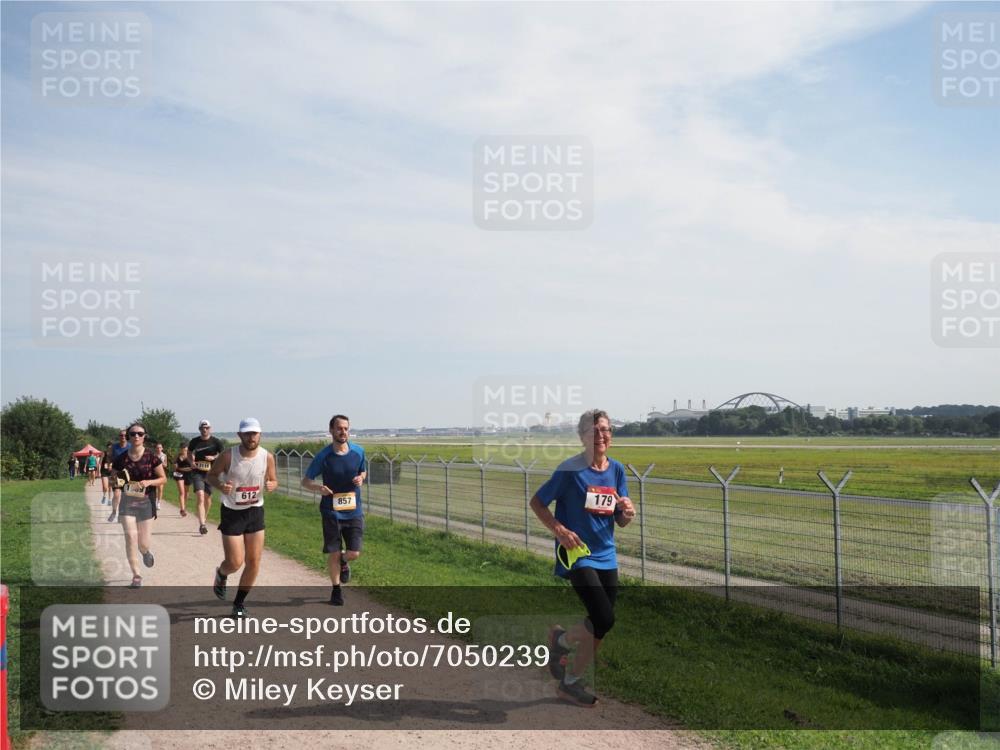 08.09.2024 - Airport Race Miley Keyser http://msf.ph/oto/7050239 08.09.2024 12:18:41 Laufen 109, 3116, 612, 857, 179 meine-sportfotos.de