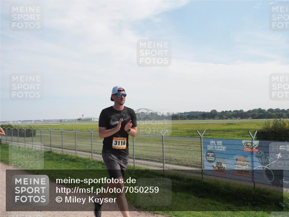 08.09.2024 - Airport Race Miley Keyser http://msf.ph/oto/7050259 08.09.2024 12:18:46 Laufen 3116 meine-sportfotos.de
